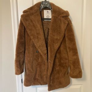 Babaton Atelier The Teddy Coat size 2